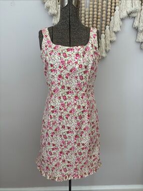 Vintage Floral Pink & White Sleeveless Sundress. Moda international